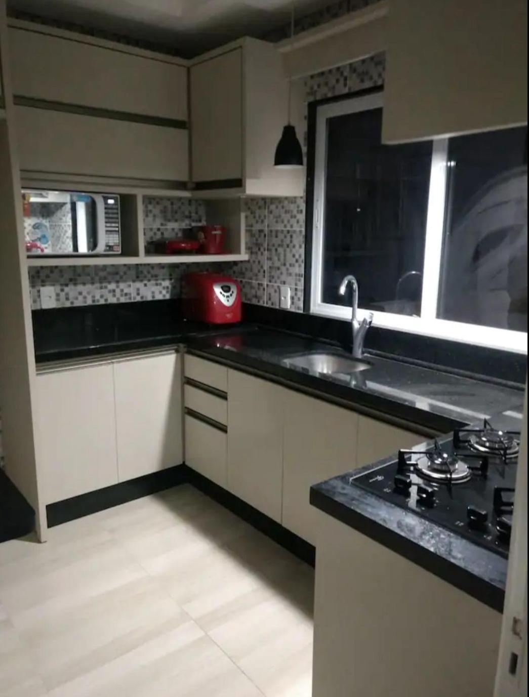 Casa Rosa 300M Da Praia Florianopolis Ngoại thất bức ảnh